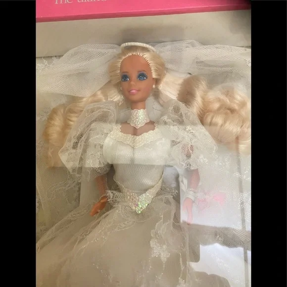 Vintage 1989 Mattel Wedding Fantasy Barbie NRFBNIB - Picture 3 of 11